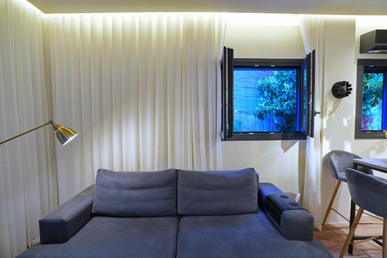 P Faliro Riviera Suite 雅典 外观 照片
